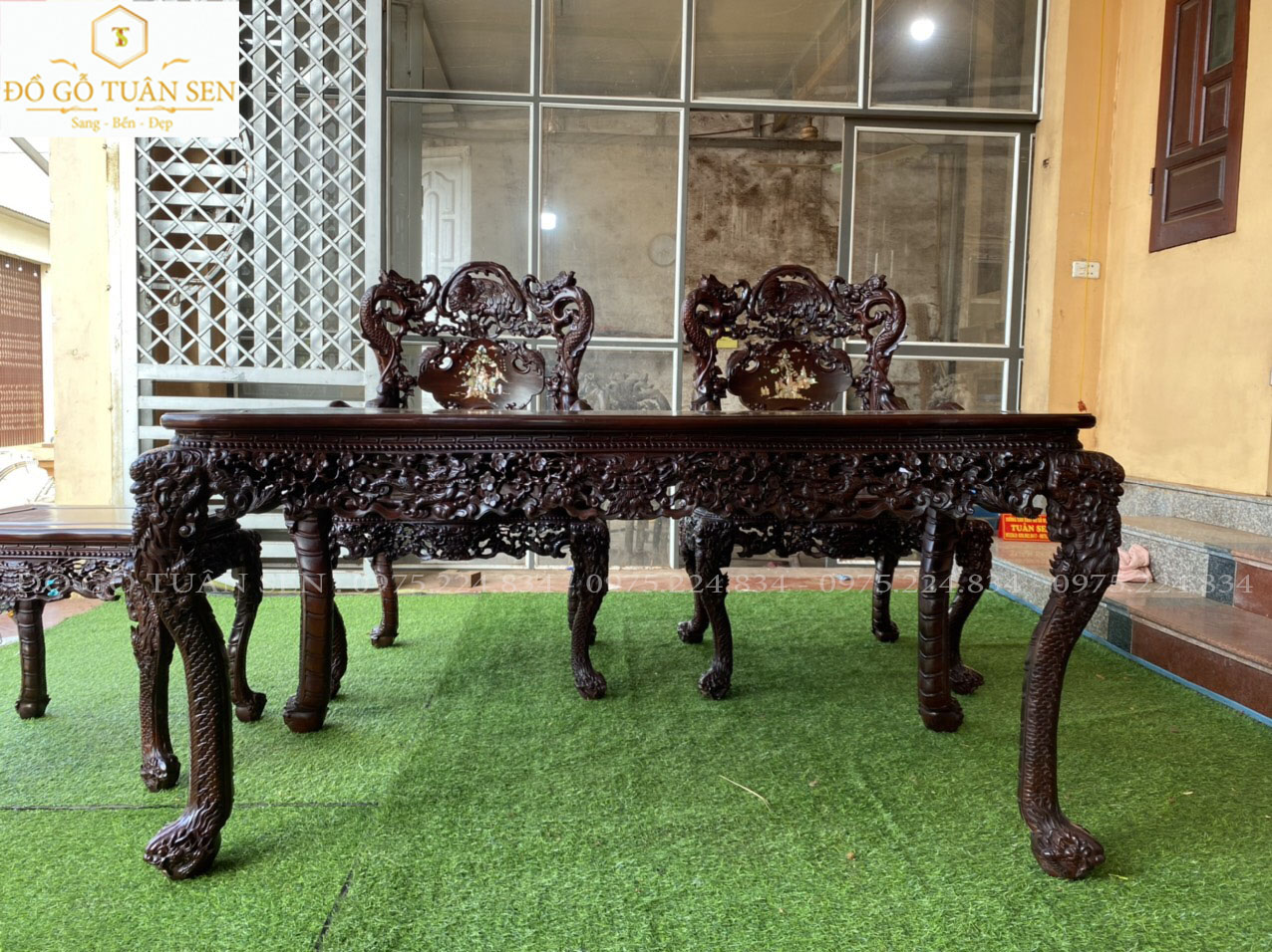 Mời quý khách xem vẻ đẹp thực tế của bộ khánh rồng 